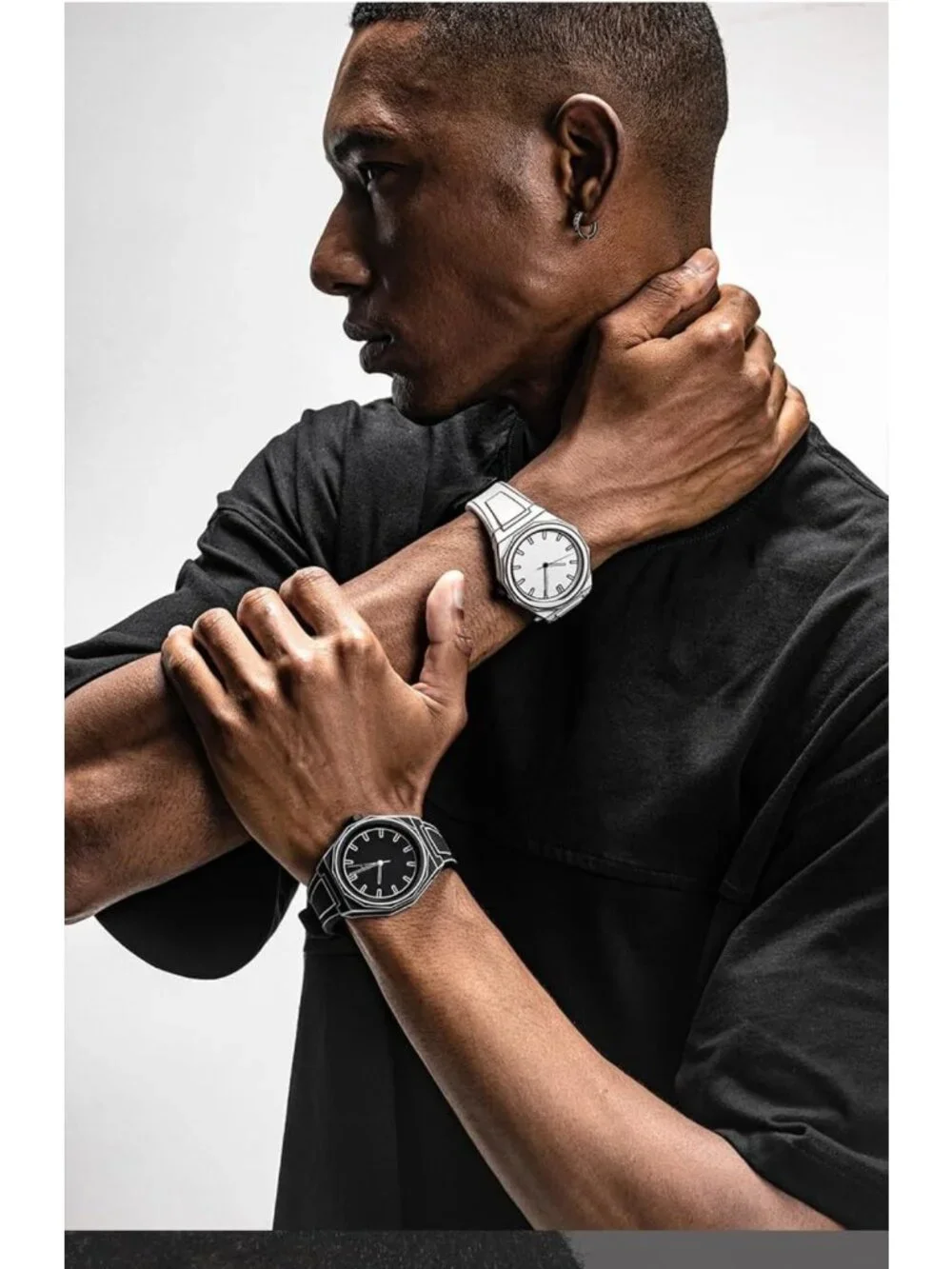 Stylish Minimalist Black & White Anime Sketch Sports Watch - Quartz Fashion